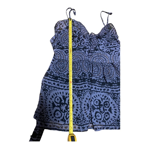 Kirra women’s black & gray flirty ruffled sleeveless, tie back camisole top - Picture 6 of 8